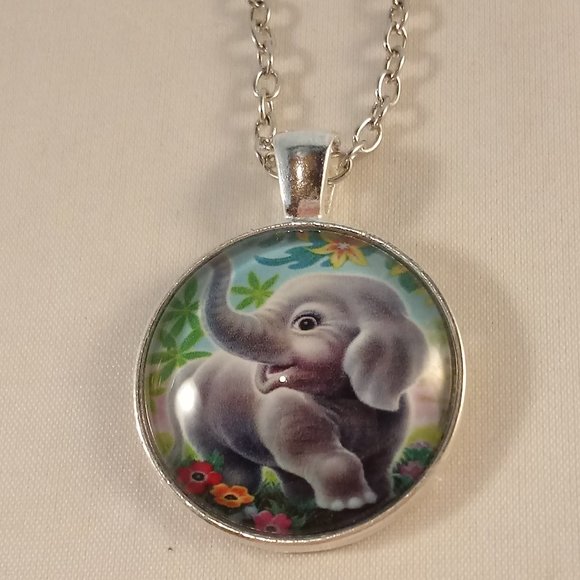 Silver Elephant Cabochon Pendant Chain Necklace Gift - Picture 2 of 3